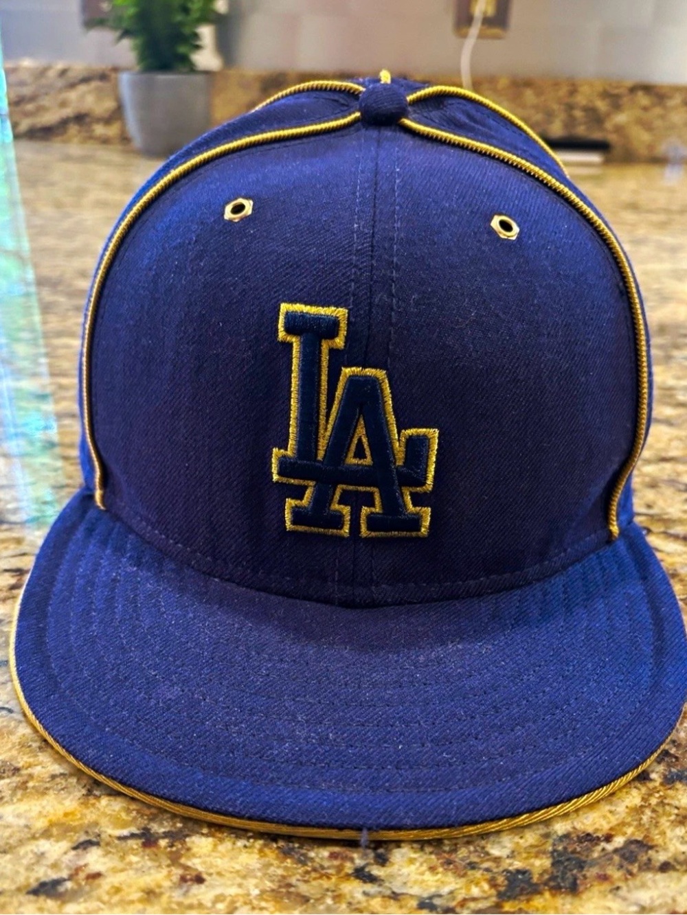 New Era 59Fifty Los Angeles Dodgers  Navy/Purple & Gold Fitted Cap Size 7 1/2